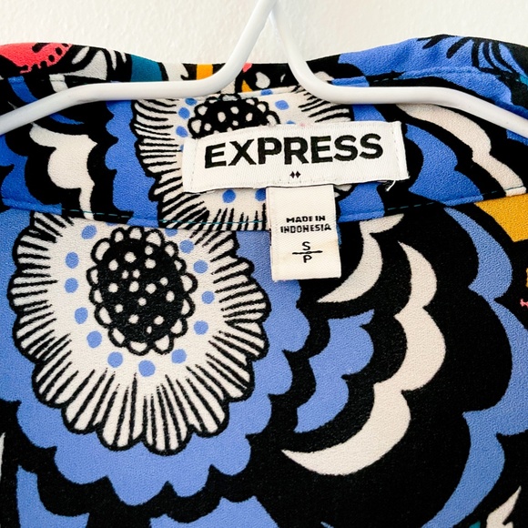 EXPRESS Satin Printed Boyfriend Portofino Blouse - Size S - Picture 3 of 4